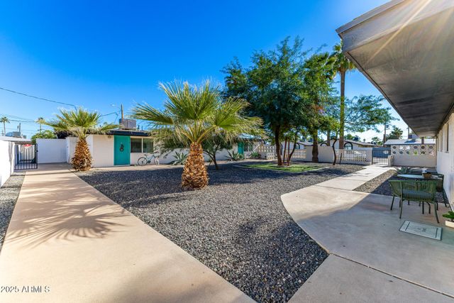 6708 E CHEERY LYNN Road B, Scottsdale, AZ 85251