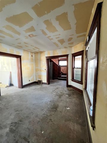 130 Cliff Street, Battle Creek, MI 49014