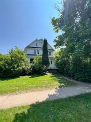 130 Cliff Street, Battle Creek, MI 49014