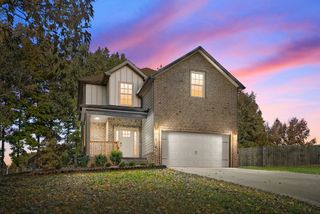 4331 Memory Ln, Adams, TN 37010