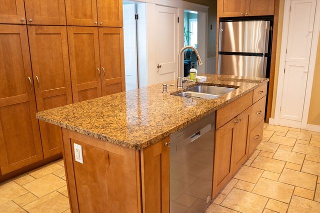 114 Grafton Street, Shrewsbury, MA 01545