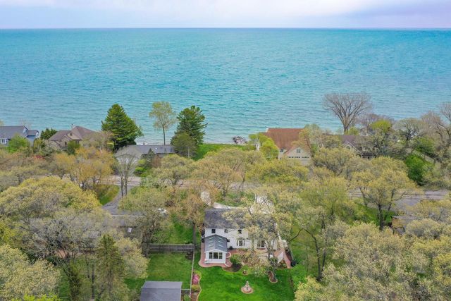 8710 Lakeshore DRIVE, Pleasant Prairie, WI 53158