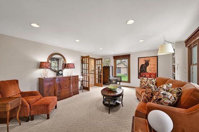 8710 Lakeshore DRIVE, Pleasant Prairie, WI 53158