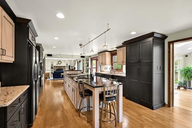 8710 Lakeshore DRIVE, Pleasant Prairie, WI 53158