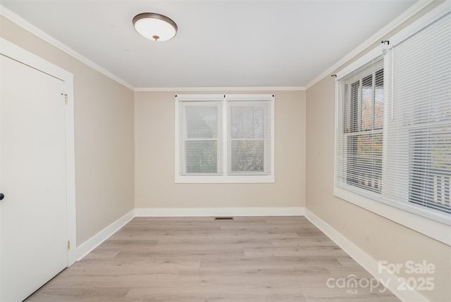 808 Harrisburg Drive SW, Lenoir, NC 28645