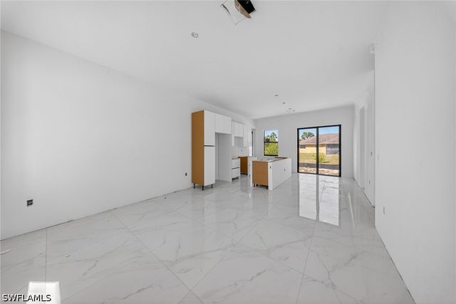 1213 Dodwin ST E, Lehigh Acres, FL 33974