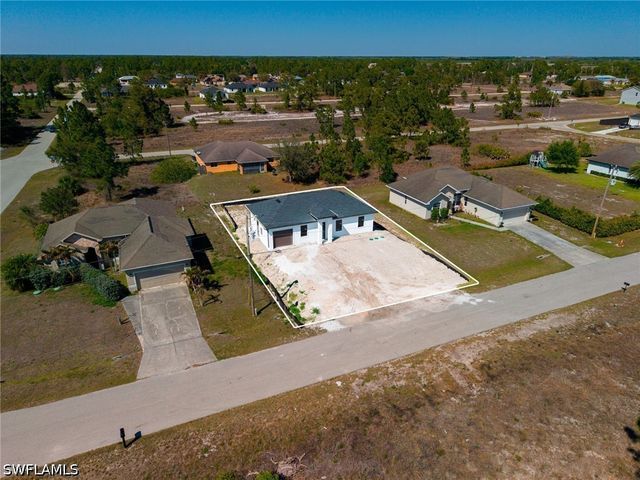 1213 Dodwin ST E, Lehigh Acres, FL 33974