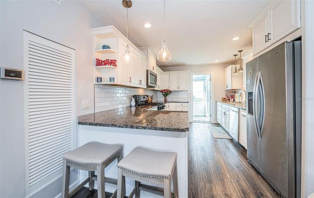 2 CAUSEWAY BOULEVARD 208, Dunedin, FL 34698