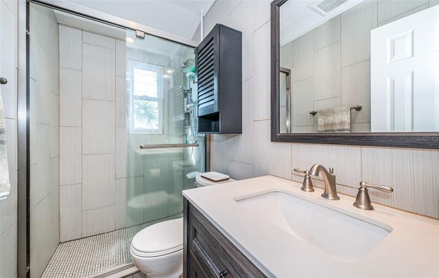 2 CAUSEWAY BOULEVARD 208, Dunedin, FL 34698