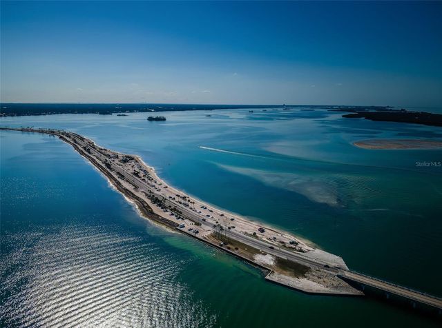 2 CAUSEWAY BOULEVARD 208, Dunedin, FL 34698