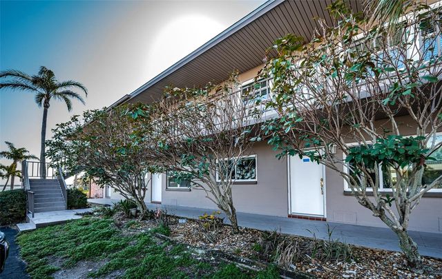 2 CAUSEWAY BOULEVARD 208, Dunedin, FL 34698