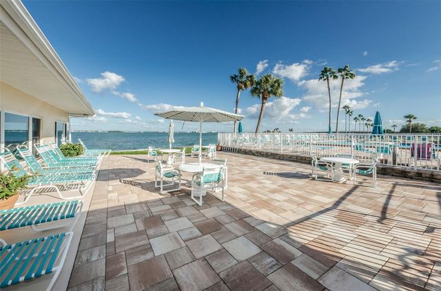2 CAUSEWAY BOULEVARD 208, Dunedin, FL 34698
