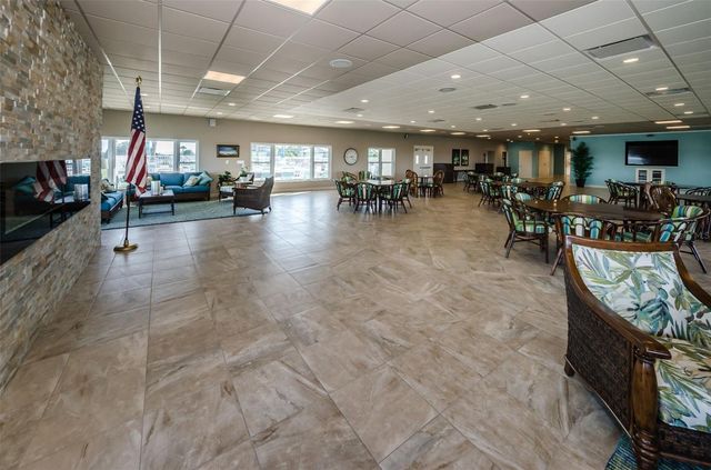 2 CAUSEWAY BOULEVARD 208, Dunedin, FL 34698