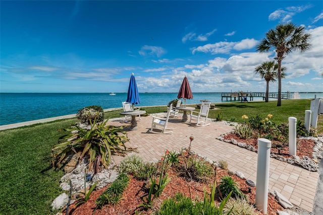 2 CAUSEWAY BOULEVARD 208, Dunedin, FL 34698