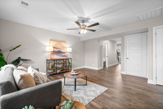 150 Cardinal Creek, Clarksville, TN 37040