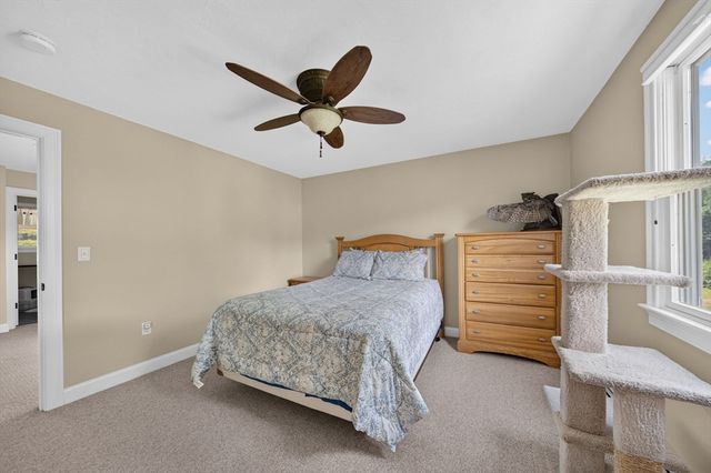 112 Spruce St, Middleboro, MA 02346