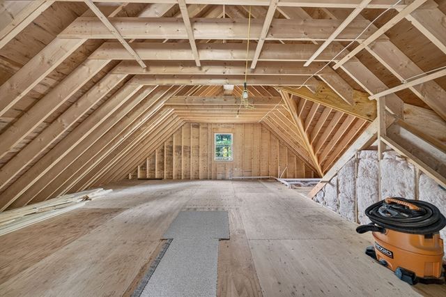 112 Spruce St, Middleboro, MA 02346