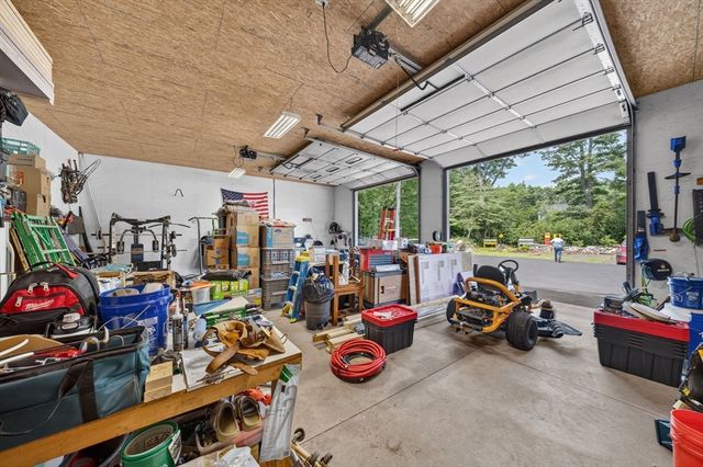 112 Spruce St, Middleboro, MA 02346