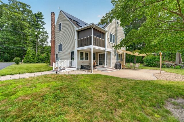 112 Spruce St, Middleboro, MA 02346