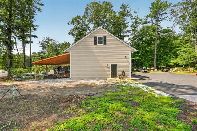 112 Spruce St, Middleboro, MA 02346