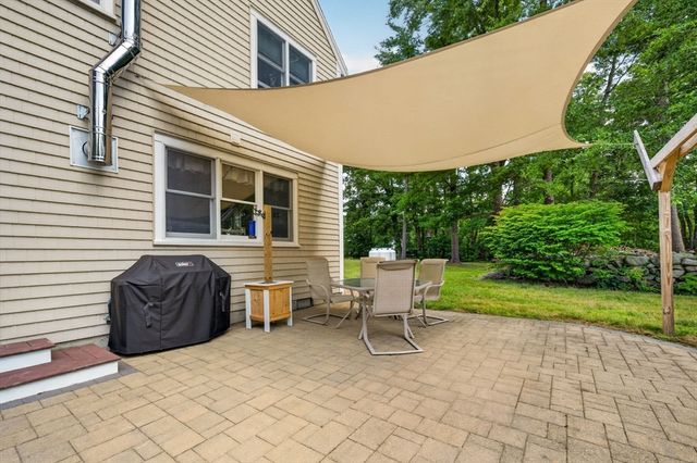 112 Spruce St, Middleboro, MA 02346