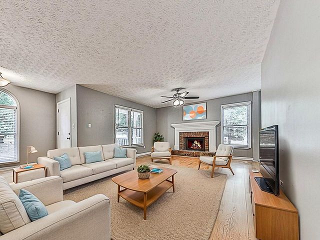 211 Mill Pointe Drive, Dallas, GA 30157