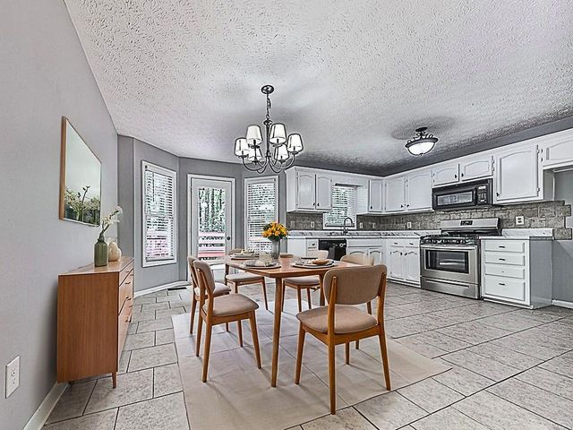 211 Mill Pointe Drive, Dallas, GA 30157