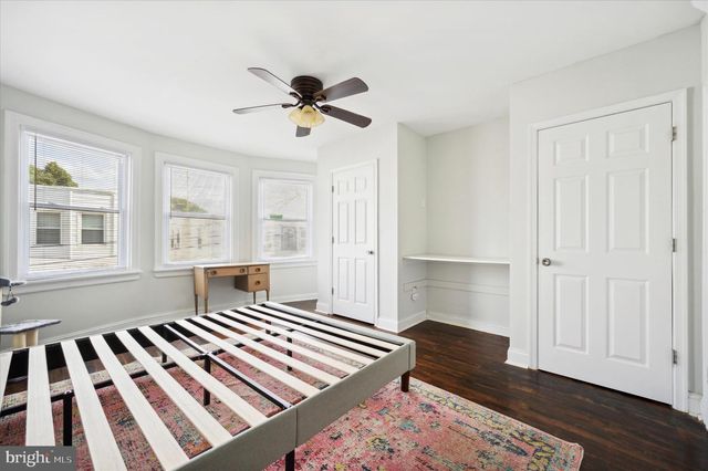 32 S CRICKET TER, Ardmore, PA 19003