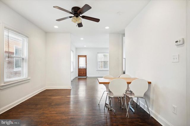 32 S CRICKET TER, Ardmore, PA 19003