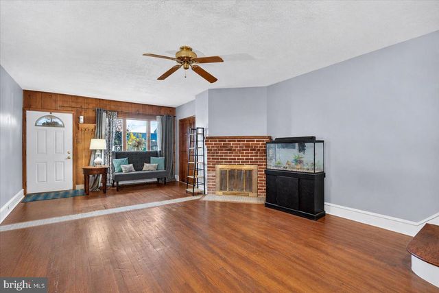 1550 WOODLAND AVE, Folcroft, PA 19032