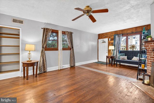 1550 WOODLAND AVE, Folcroft, PA 19032