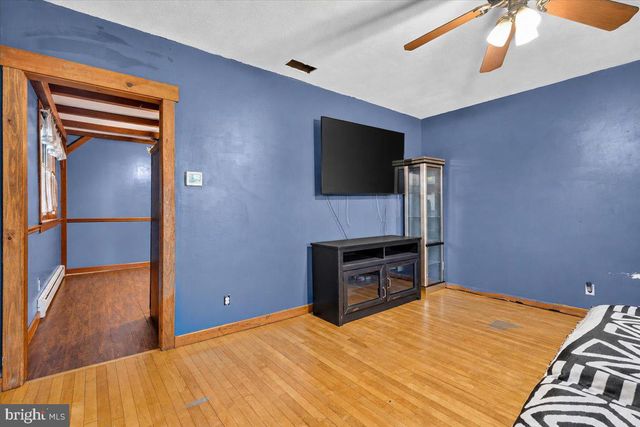 1550 WOODLAND AVE, Folcroft, PA 19032