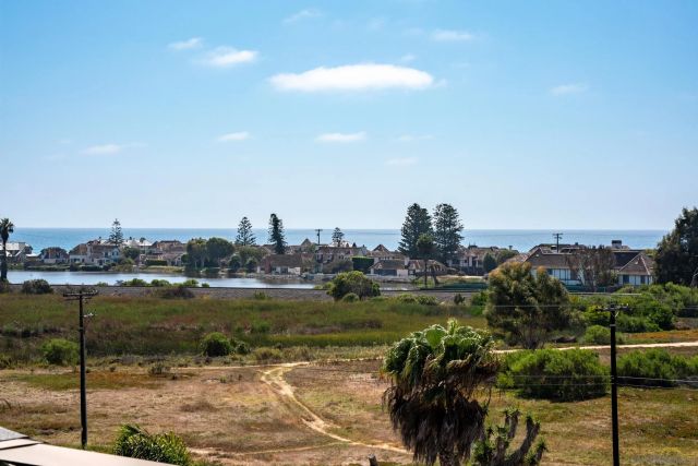 555 Eaton Street G, Oceanside, CA 92054