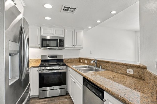 555 Eaton Street G, Oceanside, CA 92054