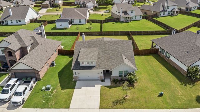 792 Brookside Drive, Springtown, TX 76082