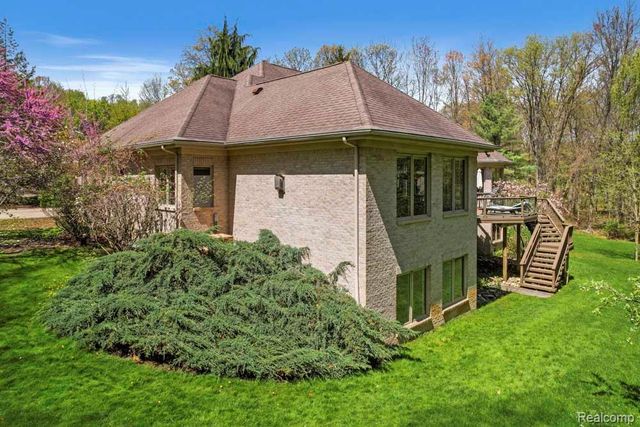 1293 HUNTCLIFF Court, Milford Charter Township, MI 48380