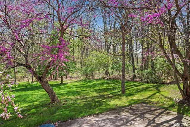 1293 HUNTCLIFF Court, Milford Charter Township, MI 48380