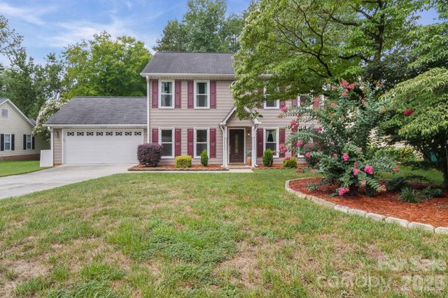 2527 Heathershire Lane, Matthews, NC 28105