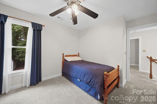 2527 Heathershire Lane, Matthews, NC 28105