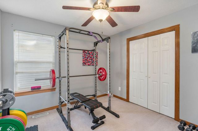 2523 N Rogers Avenue, Springfield, MO 65803