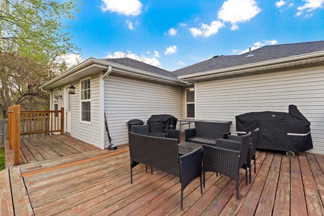 2523 N Rogers Avenue, Springfield, MO 65803