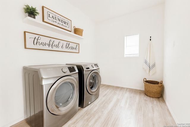 4207 Waterwood Pass, Elmendorf, TX 78112