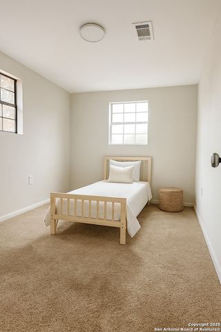 4207 Waterwood Pass, Elmendorf, TX 78112