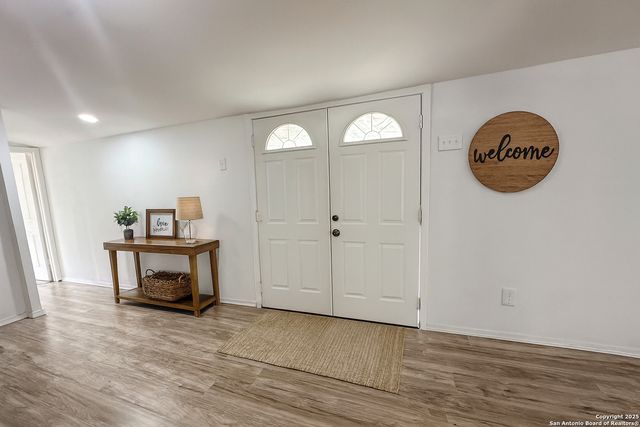 4207 Waterwood Pass, Elmendorf, TX 78112