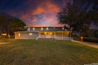 4207 Waterwood Pass, Elmendorf, TX 78112