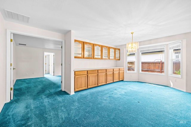 3011 E Rivernest Dr, Boise, ID 83706