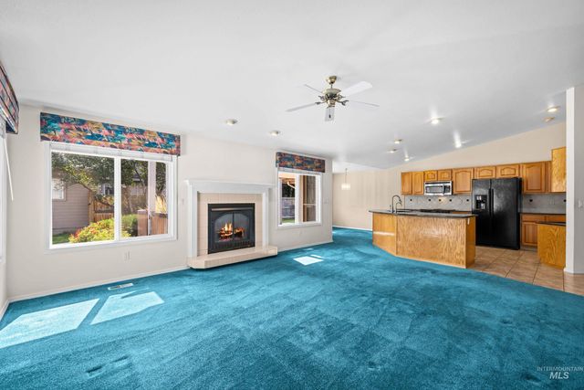 3011 E Rivernest Dr, Boise, ID 83706