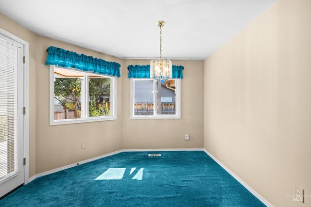3011 E Rivernest Dr, Boise, ID 83706
