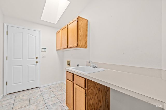 3011 E Rivernest Dr, Boise, ID 83706