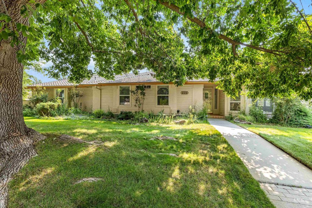 3011 E Rivernest Dr, Boise, ID 83706 photo 3